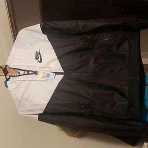 Women nike windbreaker small